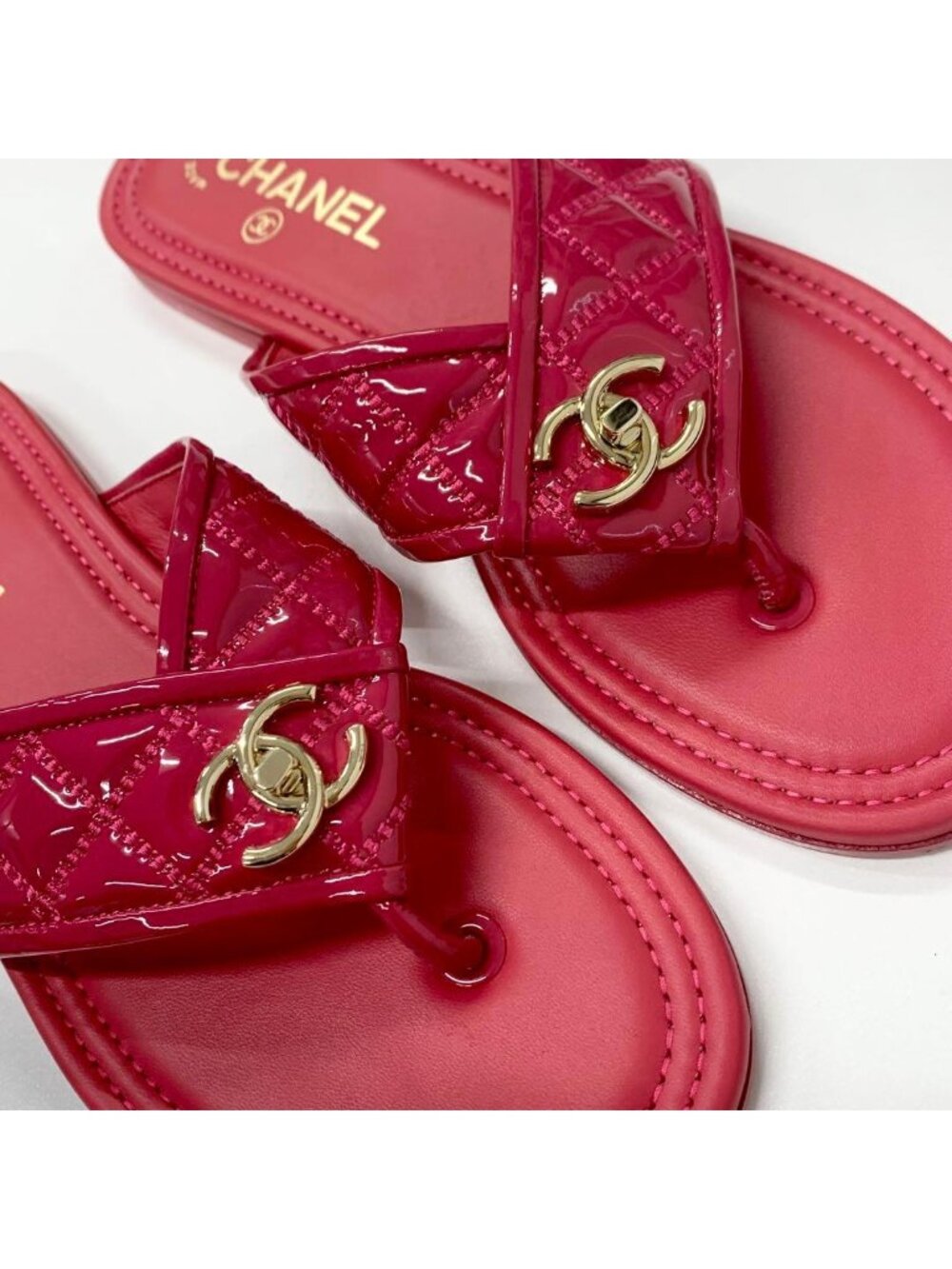 Chanel CC Logo Quilted Patent Thong Sandals Pink - Picture 9 of 10